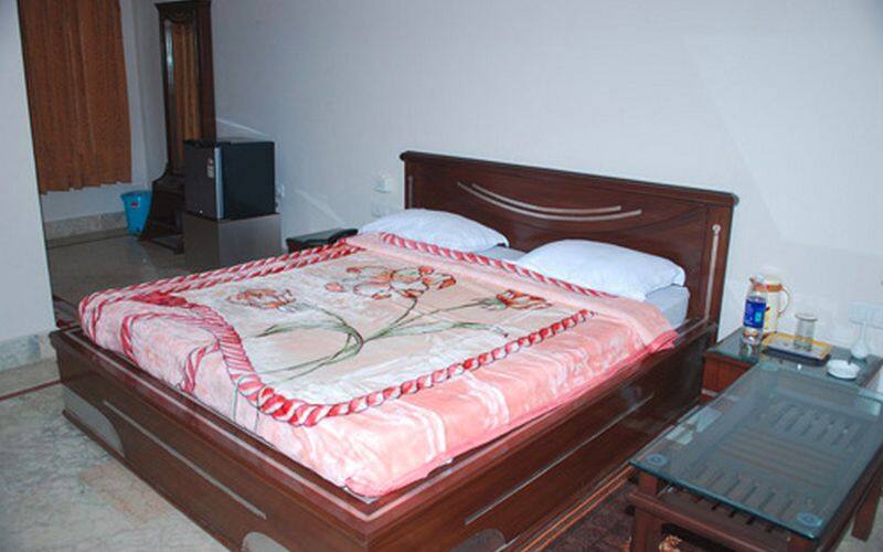 Gaurav Bed & Breakfast, Ratnagiri 1